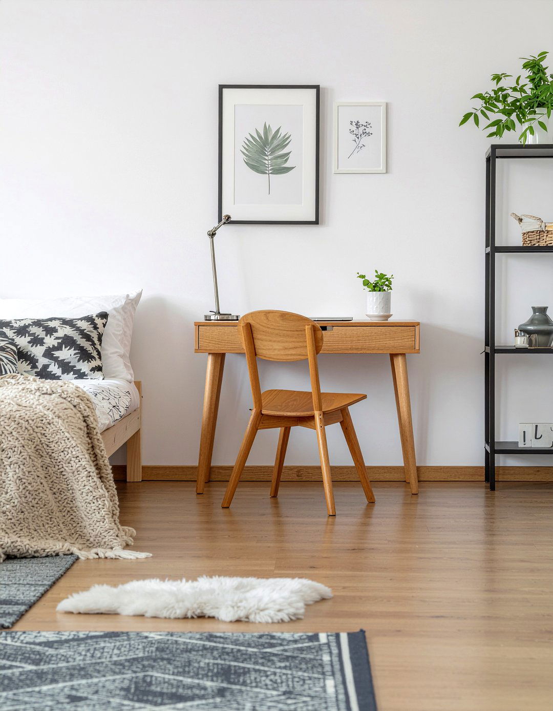 Scandi bedroom workspace - 30 bedroom office combo ideas