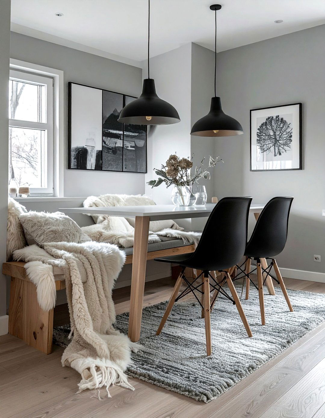 Scandinavian dining nook - 30 built-in banquette kitchen ideas