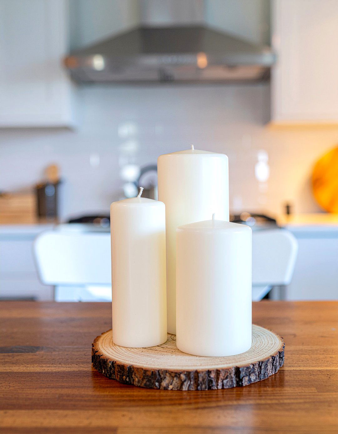 Scented Candle Grouping - 30 kitchen centerpiece ideas