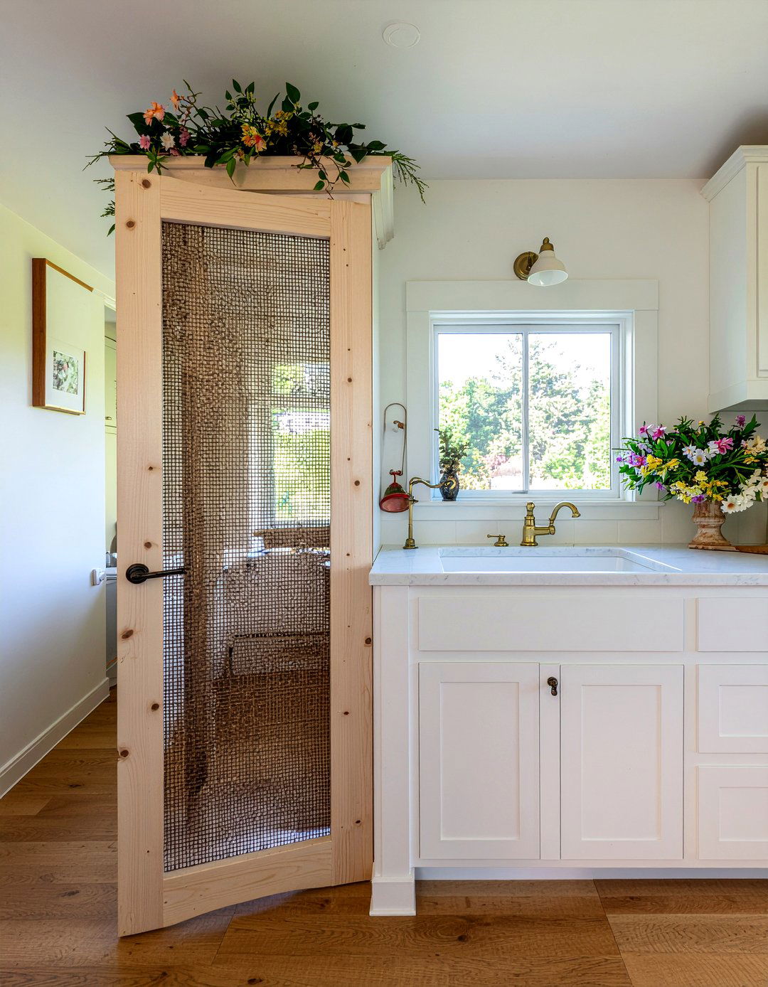 Screen Pantry Door - 30 pantry door kitchen ideas