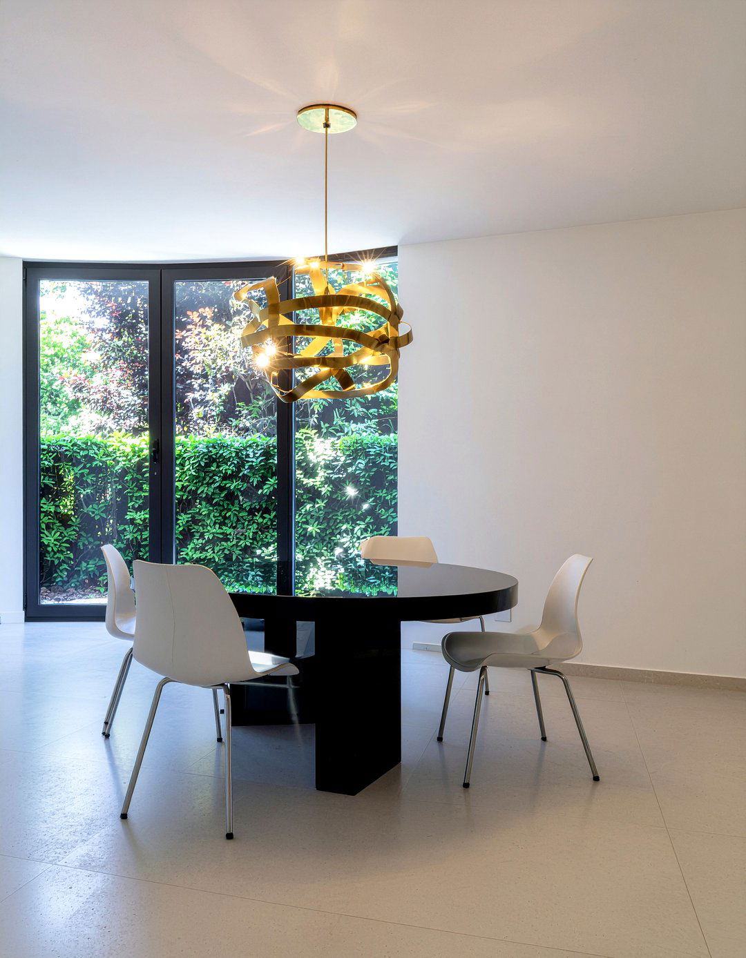 Sculptural Gold Art Light - 30 gold chandelier dining room ideas