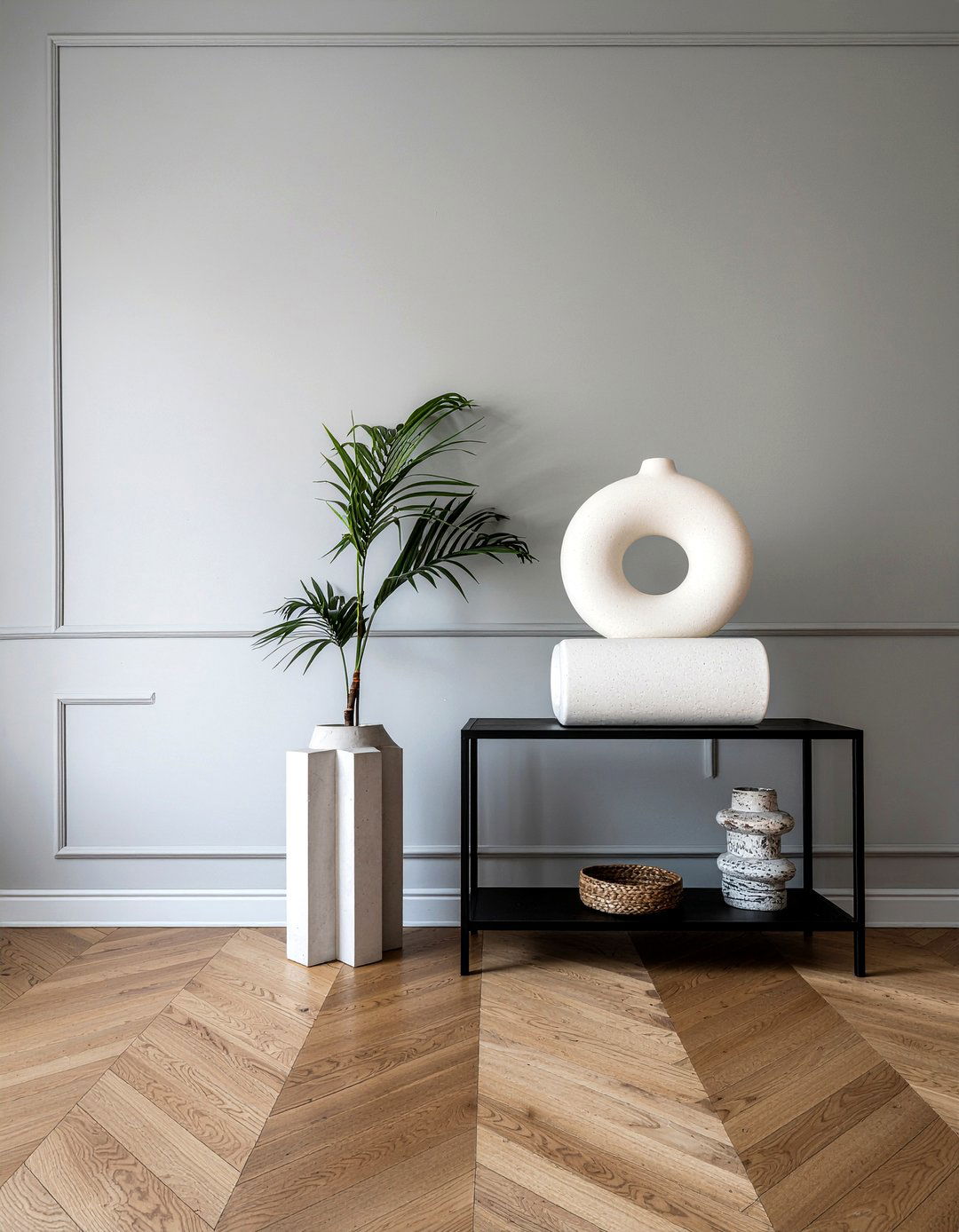 Sculptural Object Decor - 30 living room vignette ideas