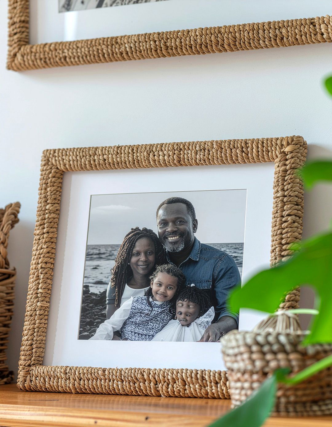 Seagrass Picture Frame - 30 seagrass living room ideas