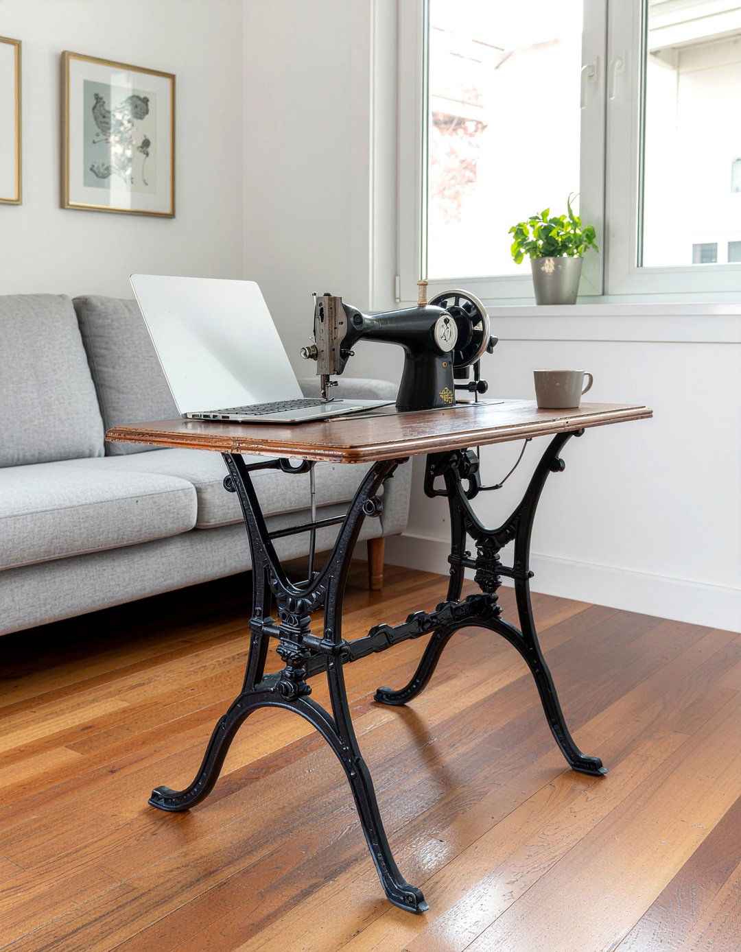 Sewing Machine Desk - 30 repurposed living room ideas