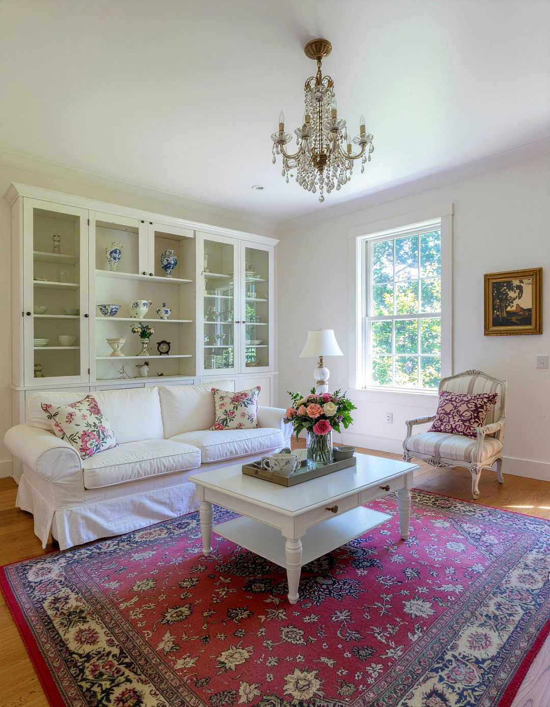 Shabby chic living room - 30 off-white living room ideas