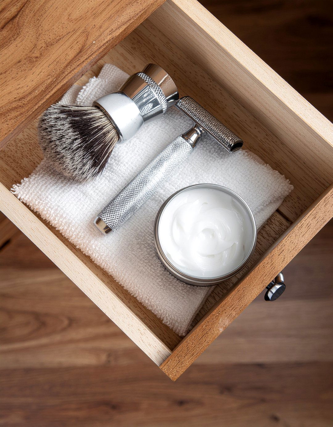 Shaving Kit Organizers - 30 bathroom drawer organizer ideas