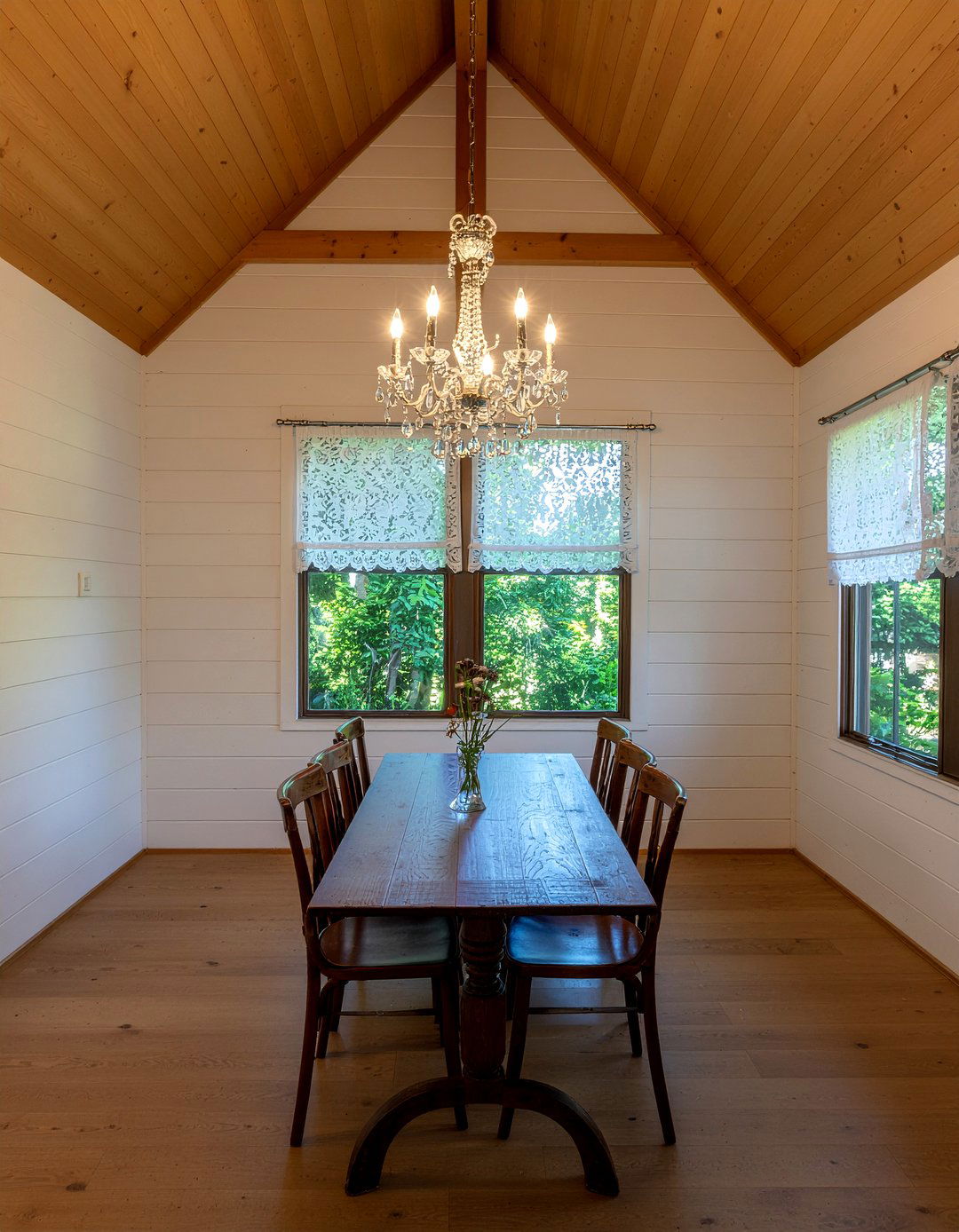 30 Converted Space Dining Room Ideas to Inspire Your Home