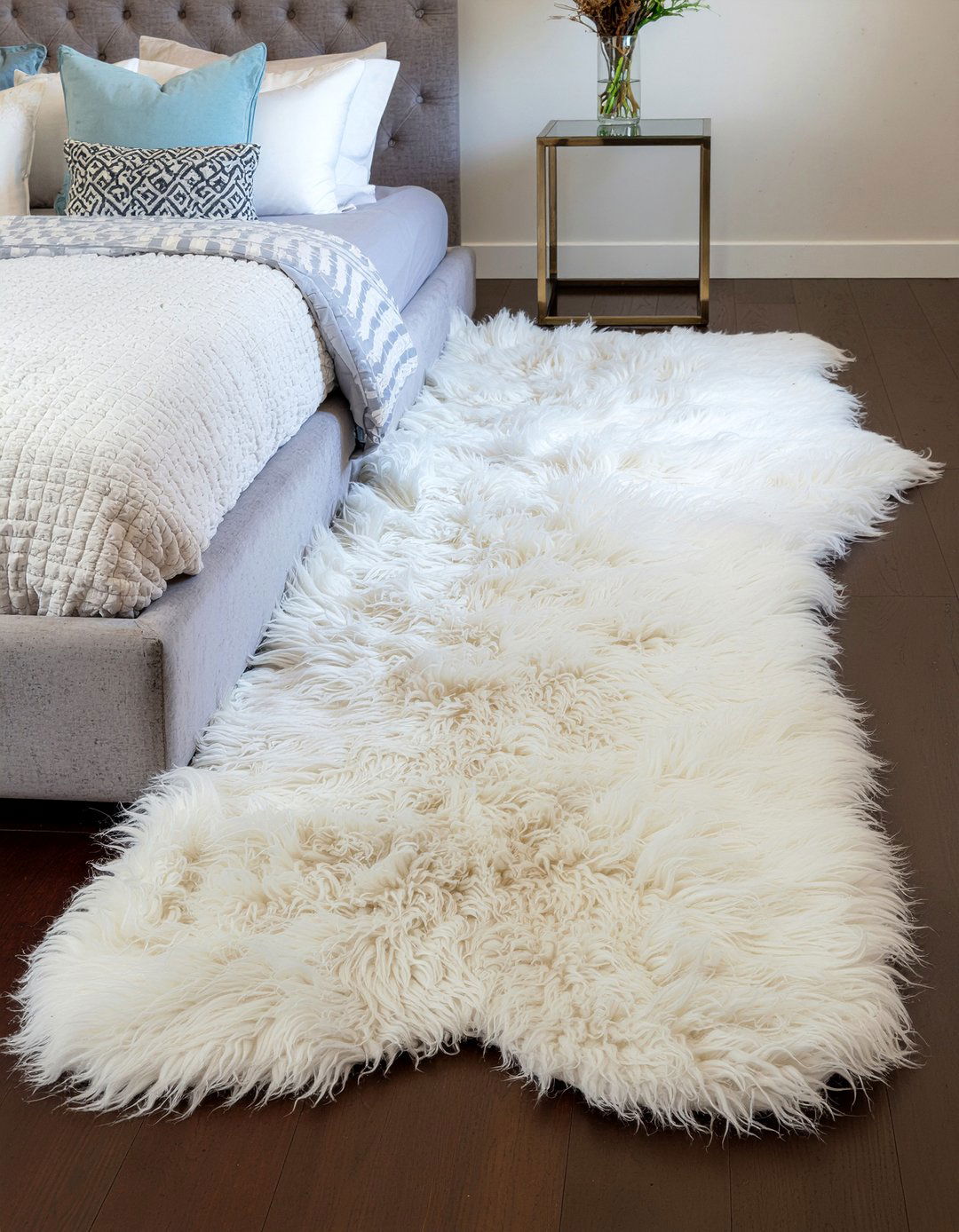 Sheepskin Bedside Runner - 30 sheepskin bedroom ideas