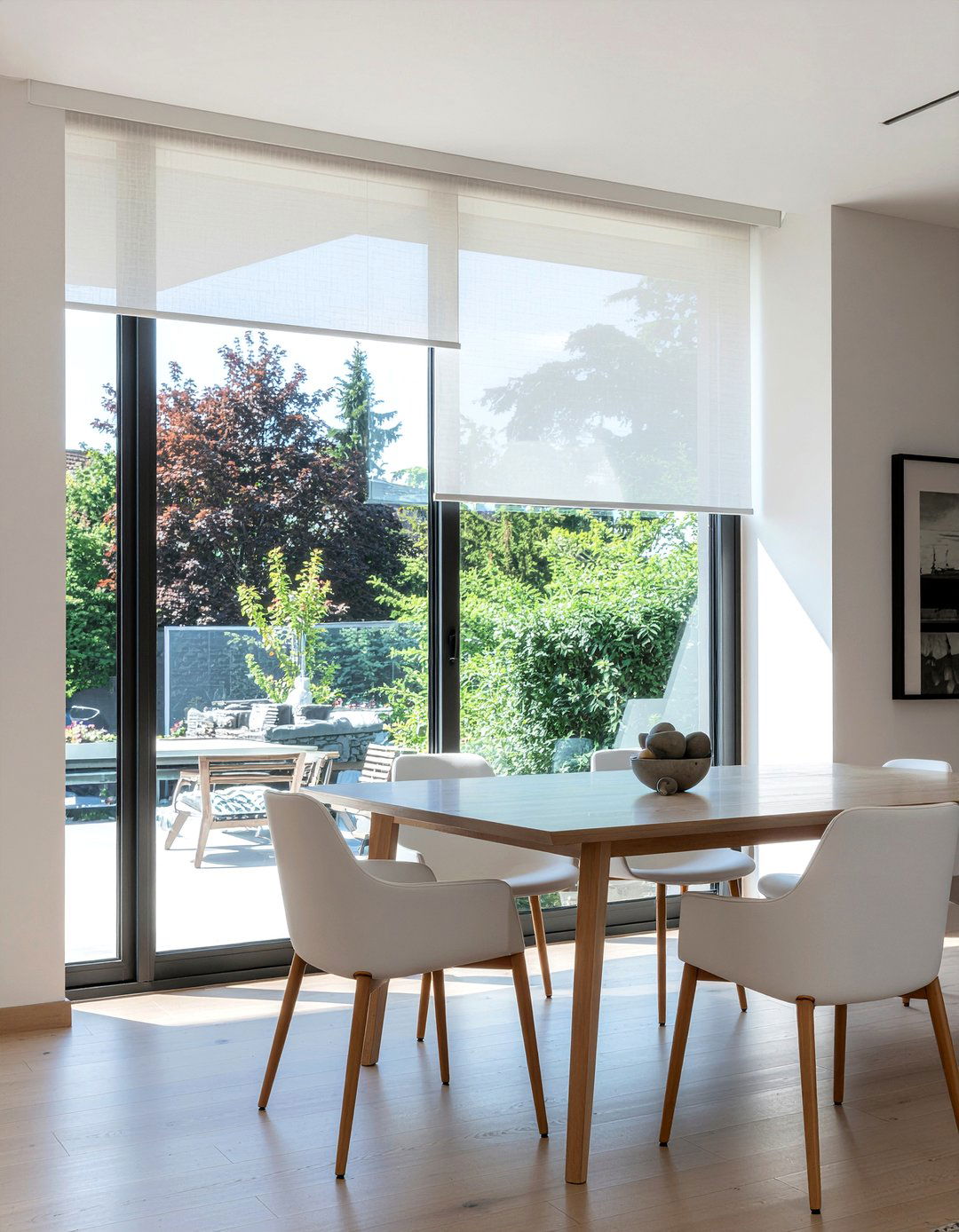 Sheer Roman Shades - 30 dining room window treatment ideas