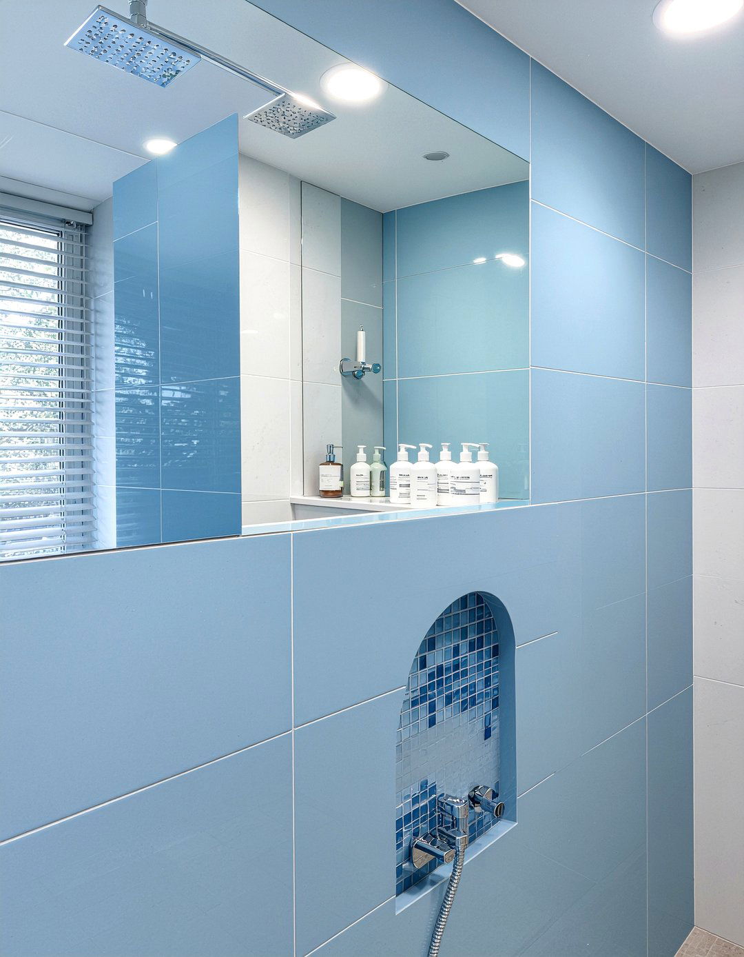 Shower wall niche - 30 small bathroom ideas