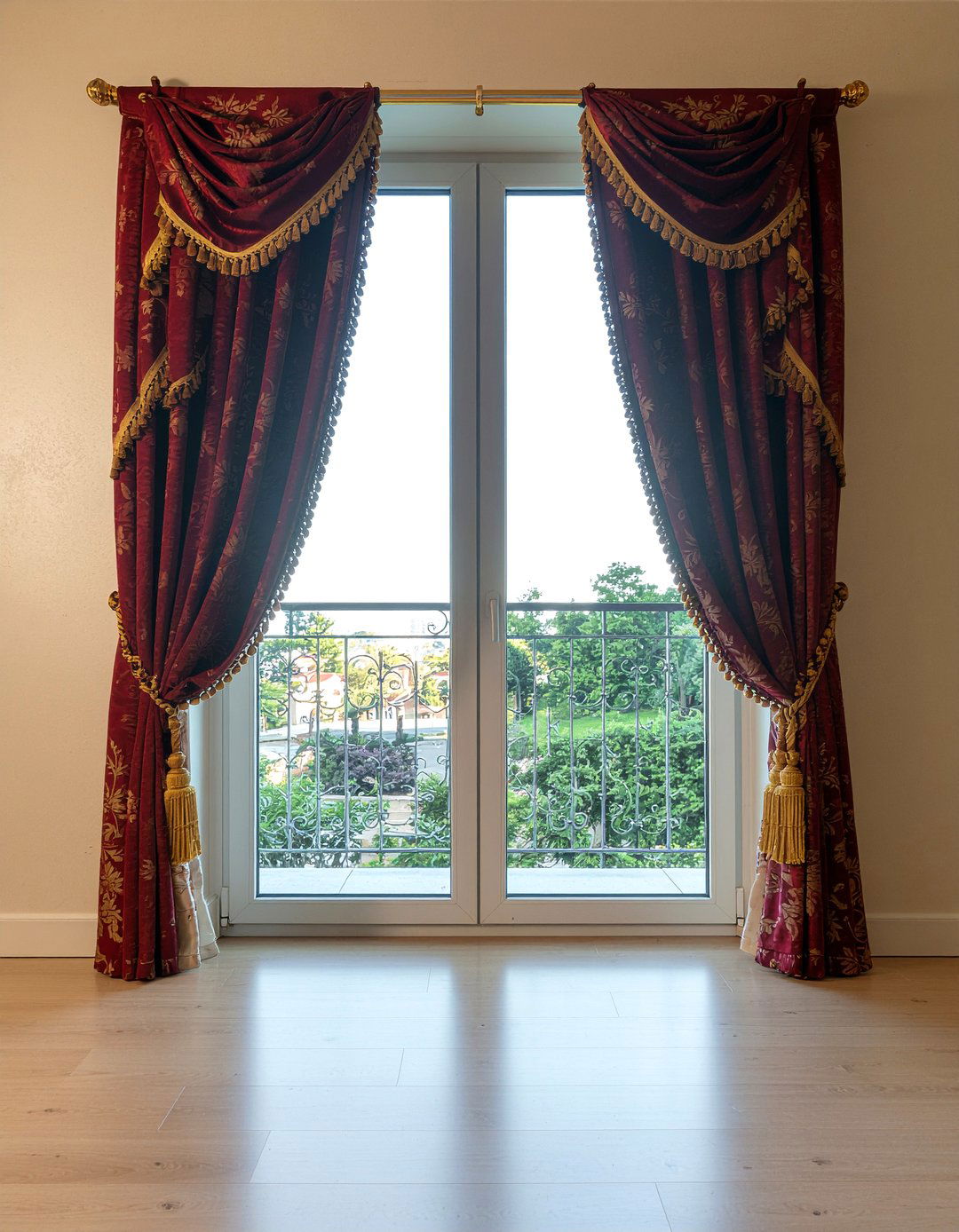 Silk Damask Curtains - 30 living room Empire furniture ideas