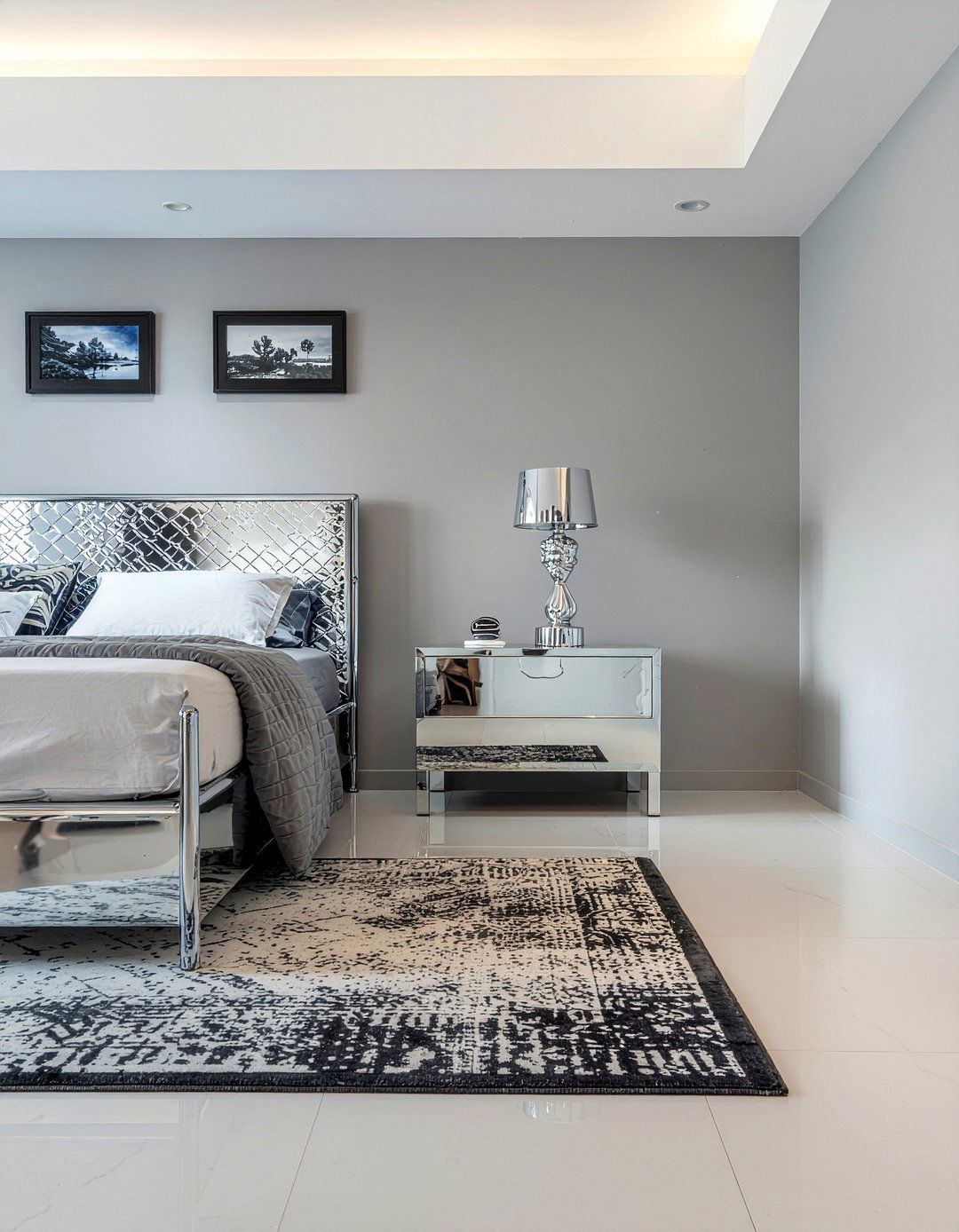 Silver metallic furniture - 30 galaxy bedroom ideas