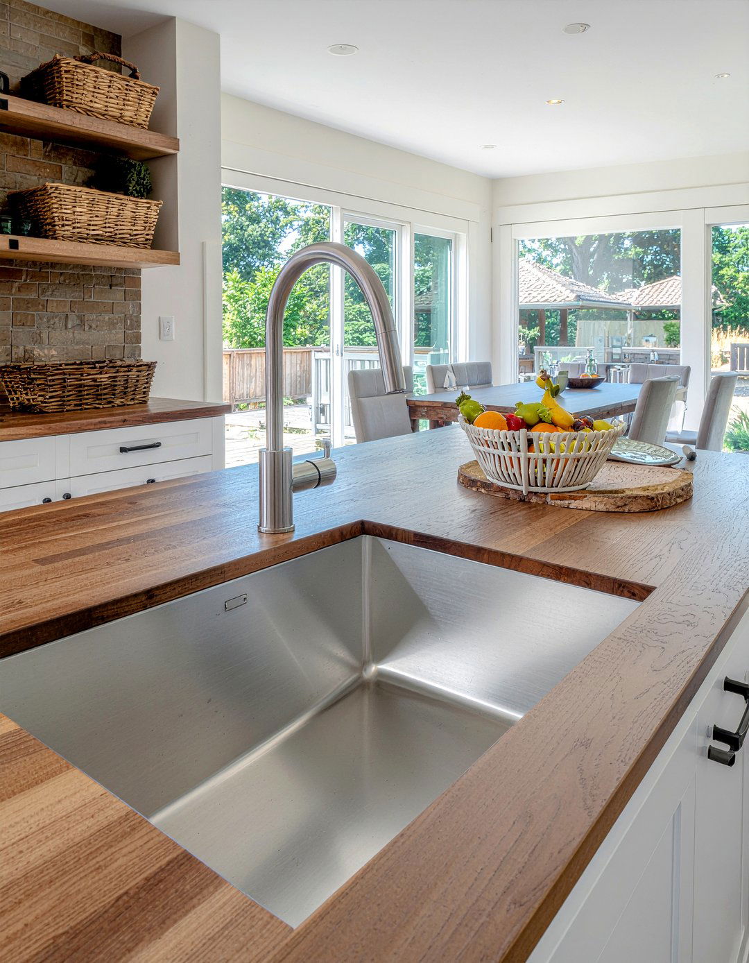 30 Practical Single Bowl Sink Kitchen Ideas for Every Style