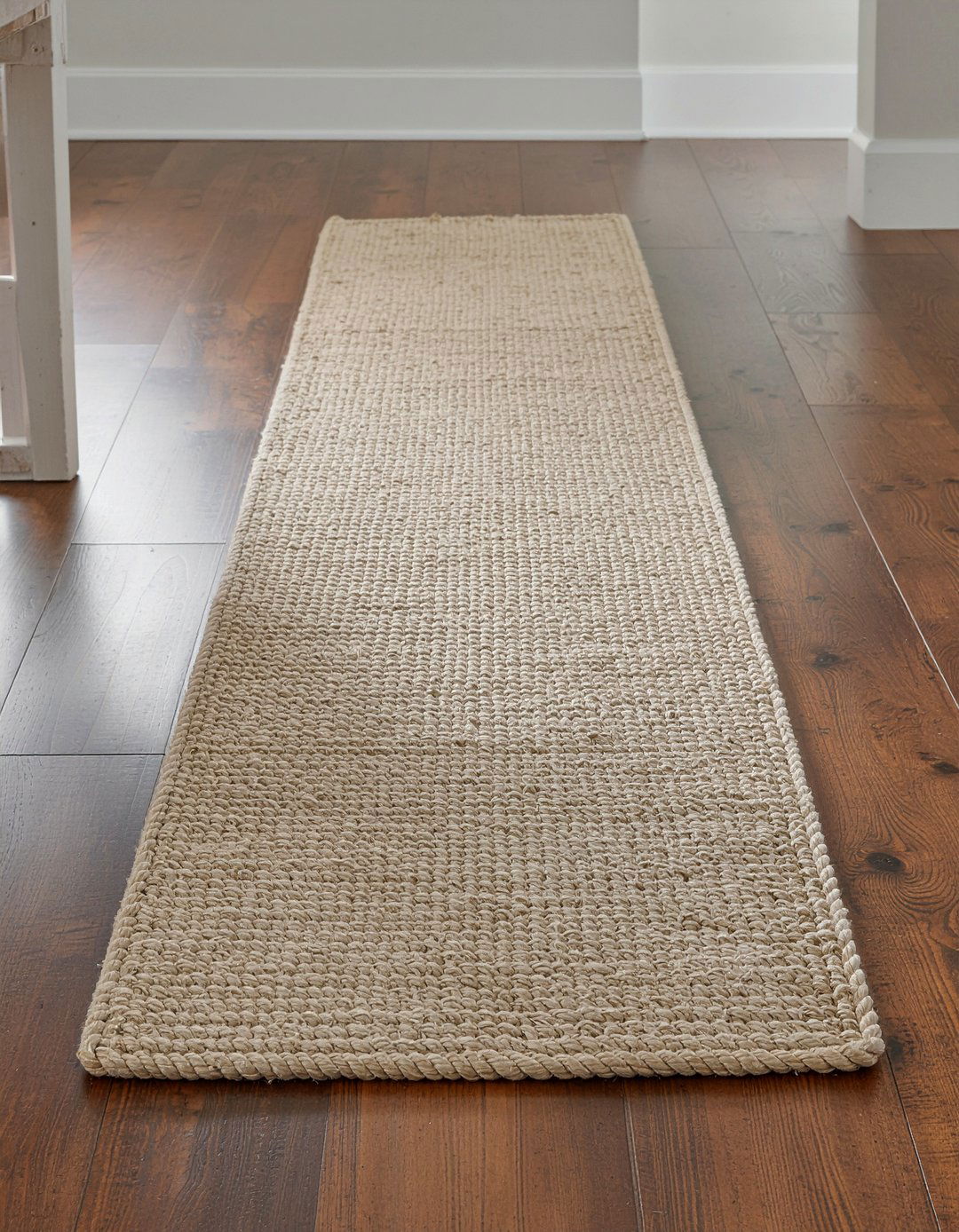 Sisal Carpet Runner - 30 earthy dining room ideas