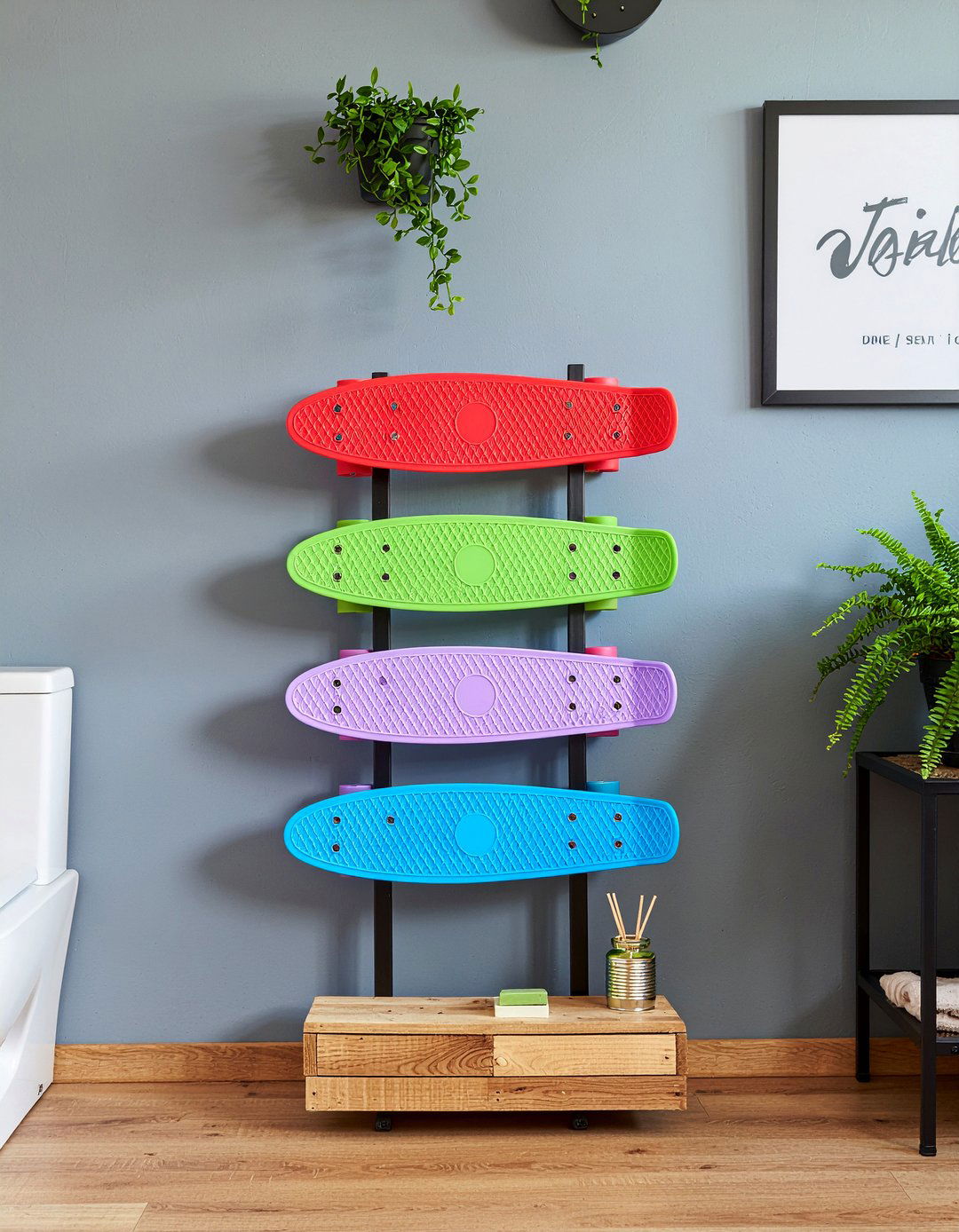Skateboard Shelf - 30 recycled material bathroom ideas