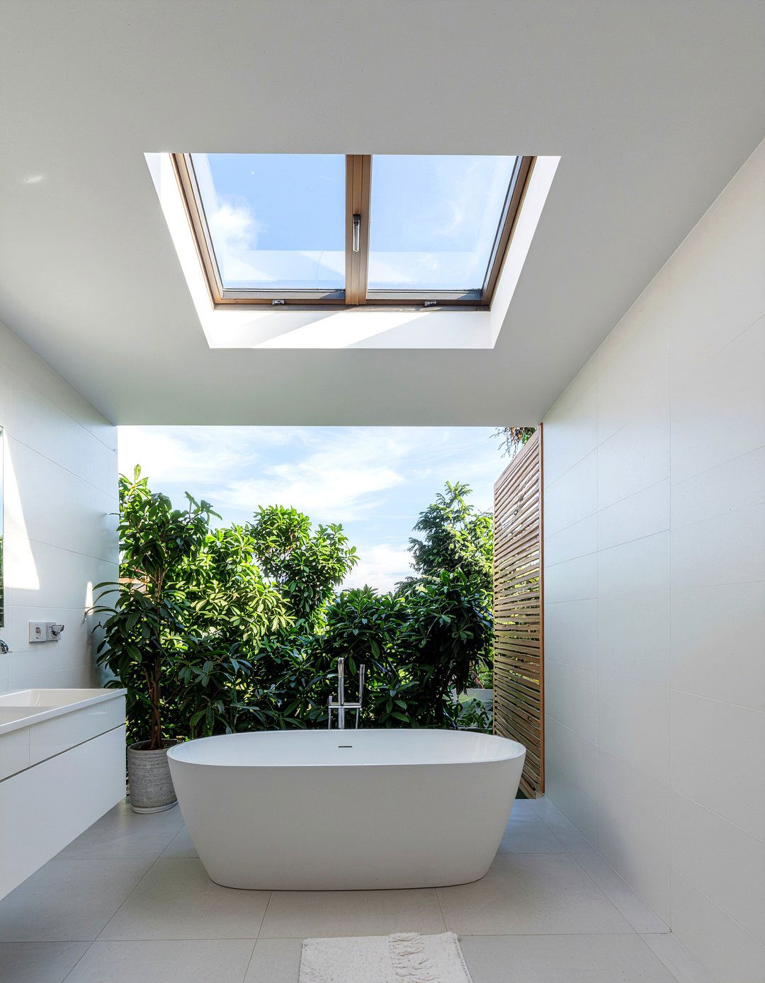 Skylight In Bathroom - 30 new construction bathroom ideas
