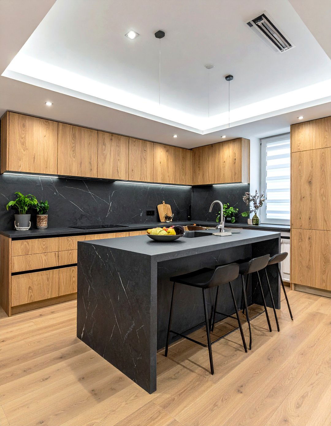 Slab Stone Backsplash - 30 easy-clean decor ideas