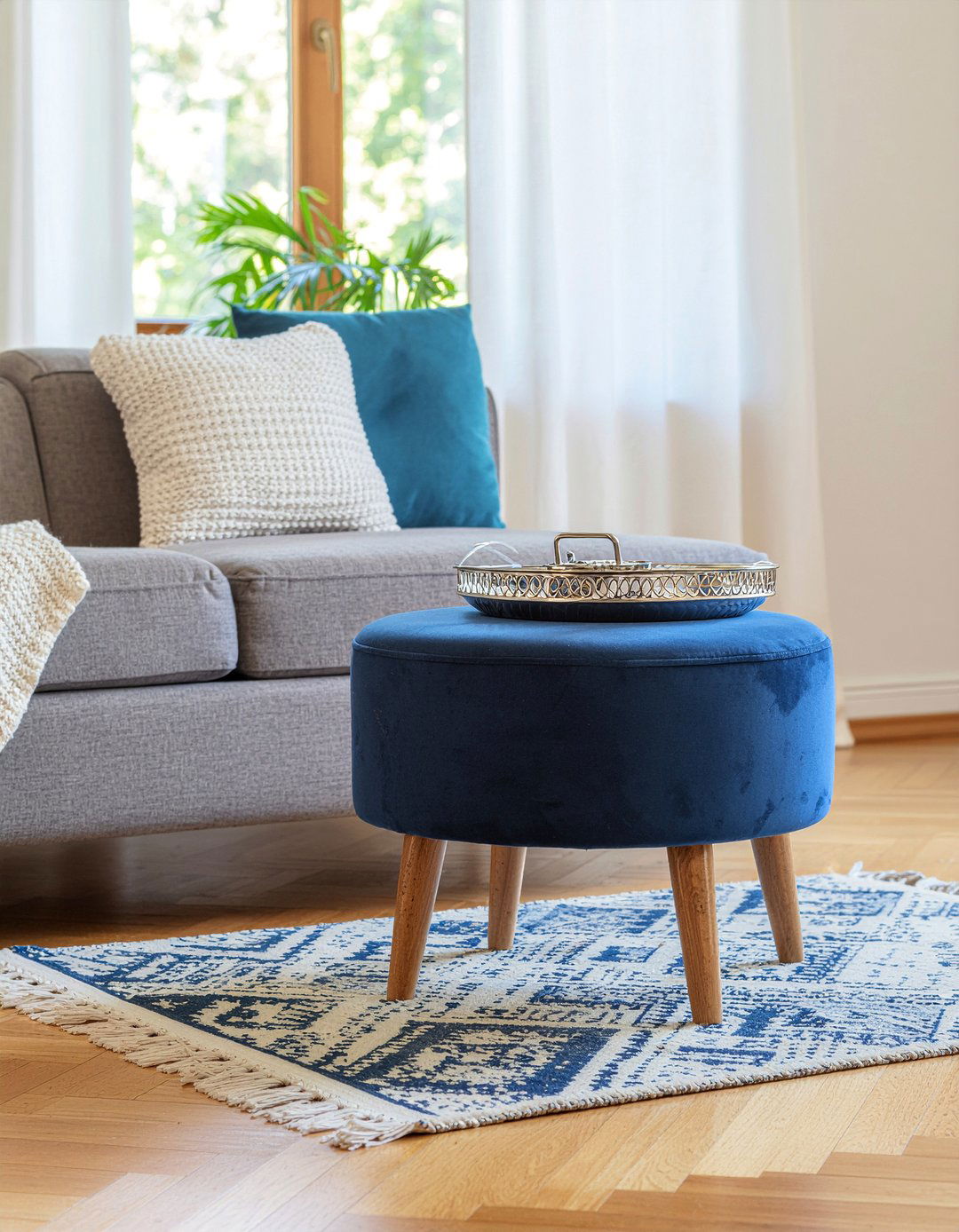 Slate Blue Ottoman Living Room - 30 slate living room ideas