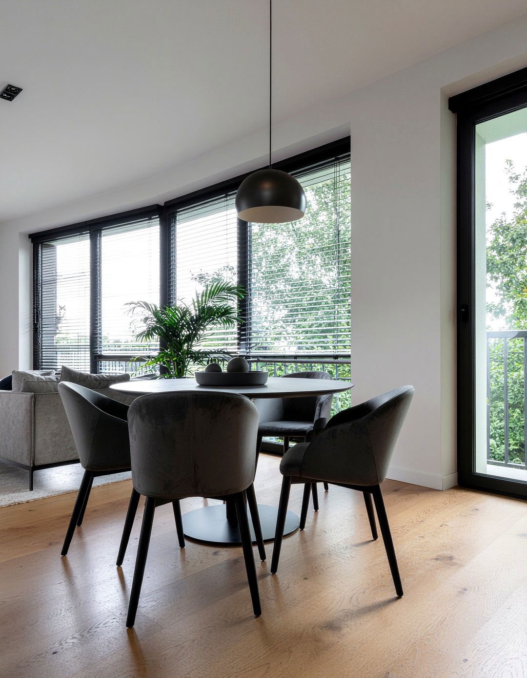 Slate Grey Plates - 30 dinnerware dining room ideas