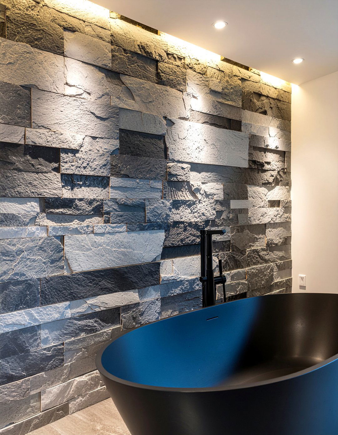 Slate tile accent wall - 30 slate tile bathroom ideas
