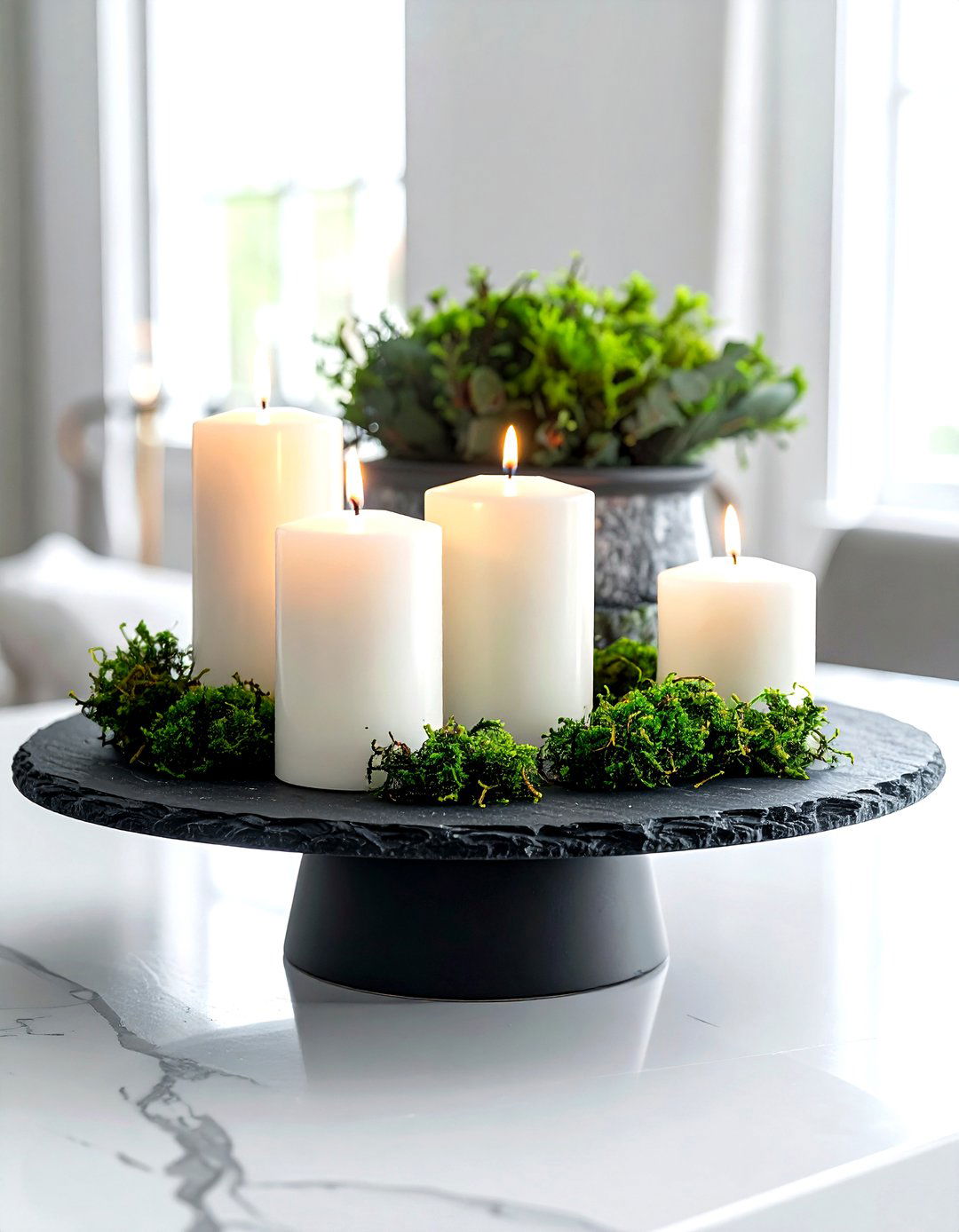 Slate tray - 30 tray centerpiece dining ideas