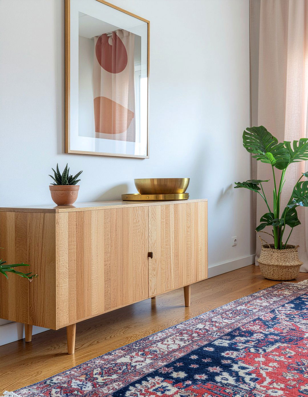 Slatted Oak Sideboard - 30 living room oak furniture ideas