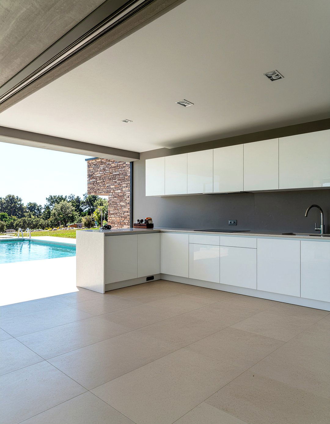 Sleek Handleless Pool House Kitchen Cabinets - 30 pool house kitchen ideas