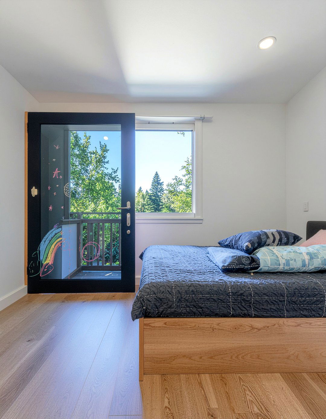 Sliding Chalkboard Door - 30 bedroom barn doors