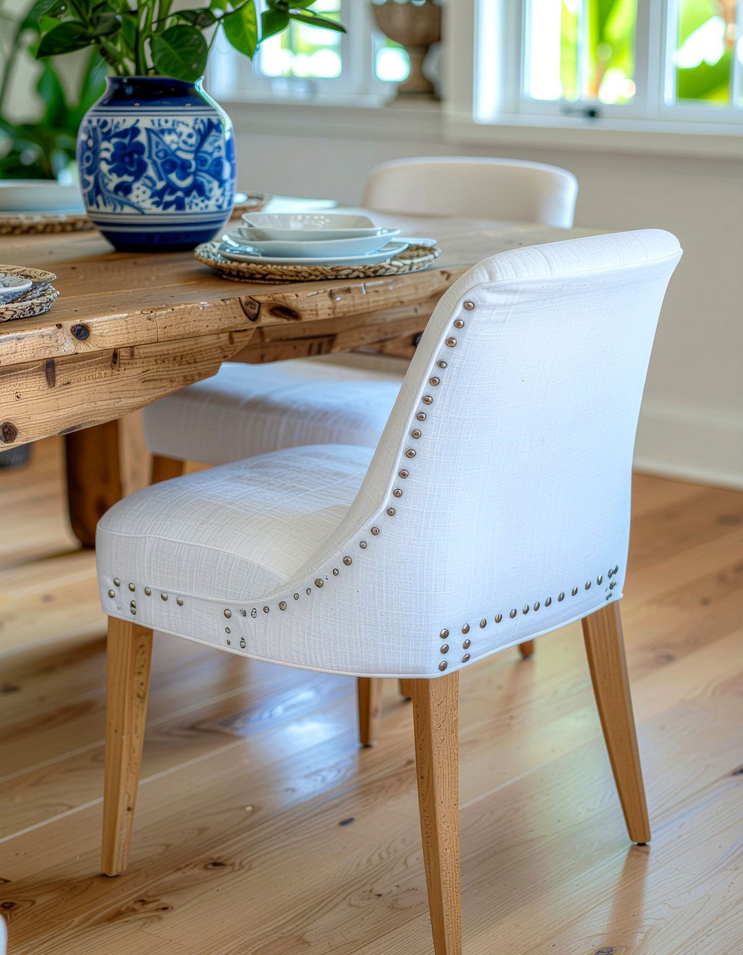 Slipcovered Dining Chair - 30 dining room chair ideas