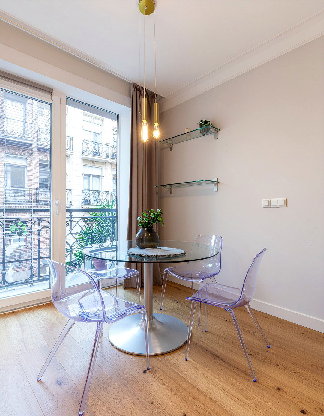 Small Apartment - 30 dedicated dining room ideas