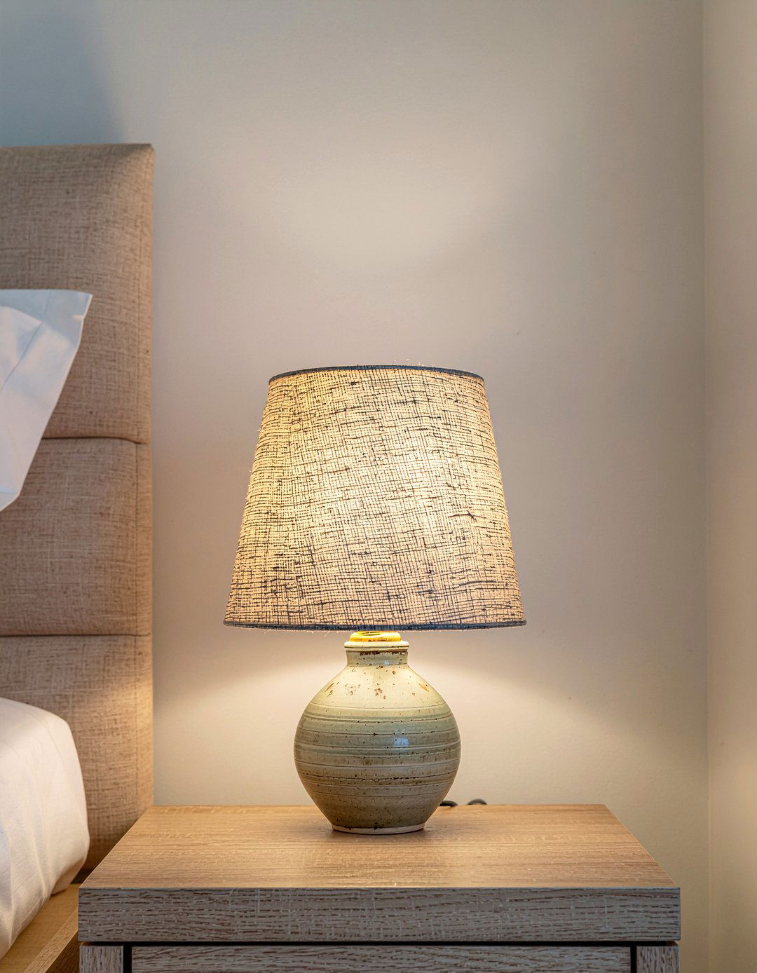 Small Bedside Lamp - 30 bedroom table lamps