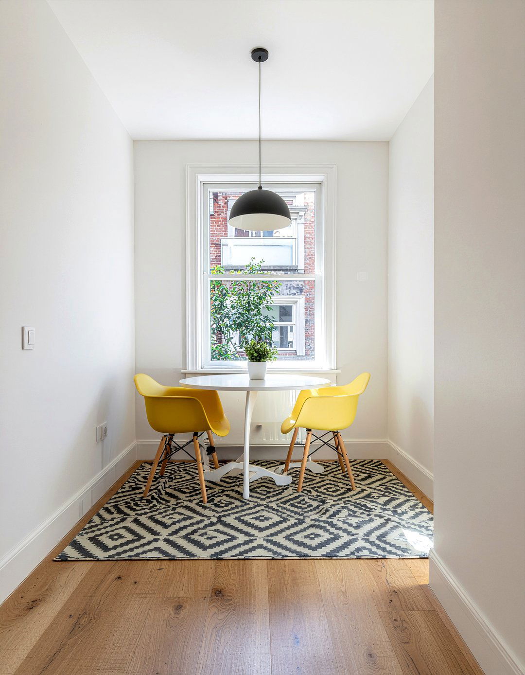 Small Dining Room Nook - 30 new build dining room ideas