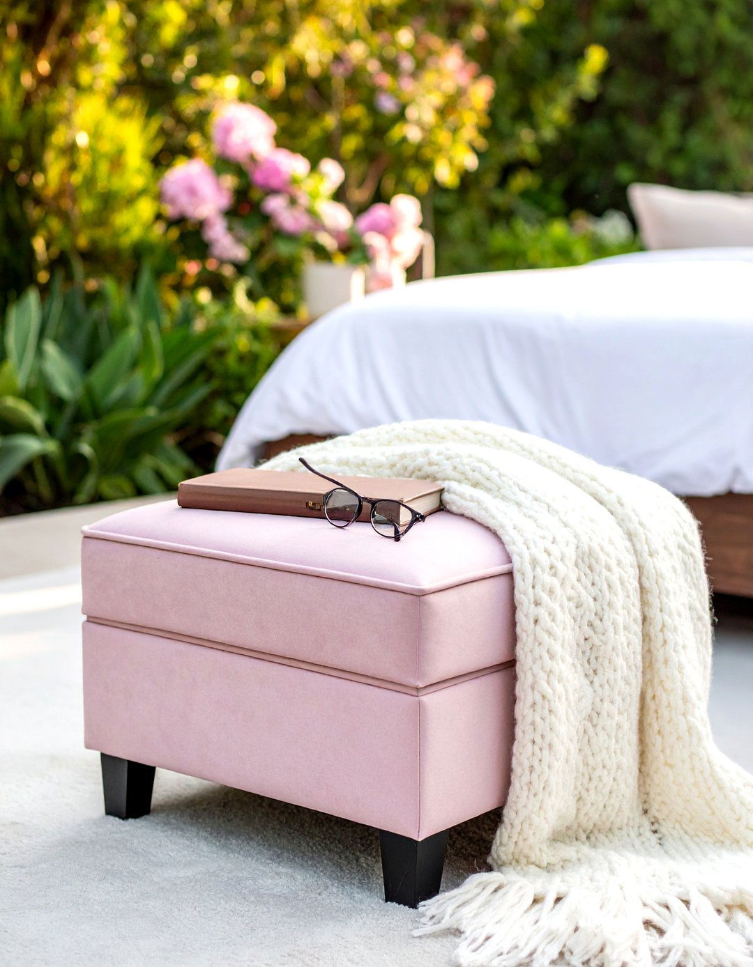 Small Footstool Bedroom Decor - 30 ottoman styling ideas