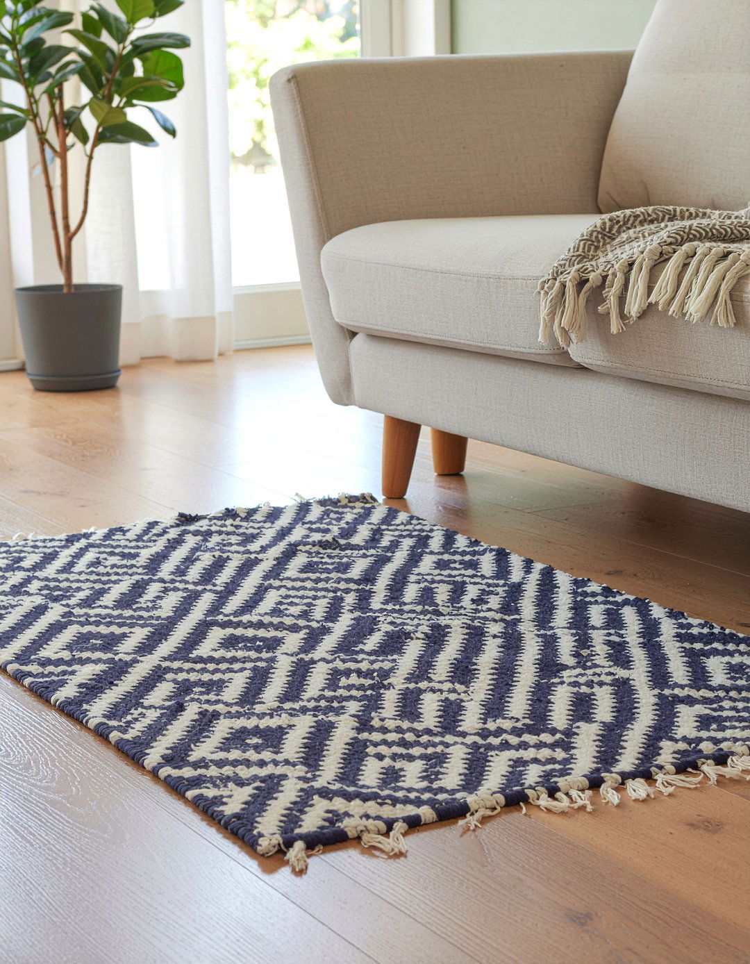 Small Living Room Rug Layout - 30 living room rug size guide