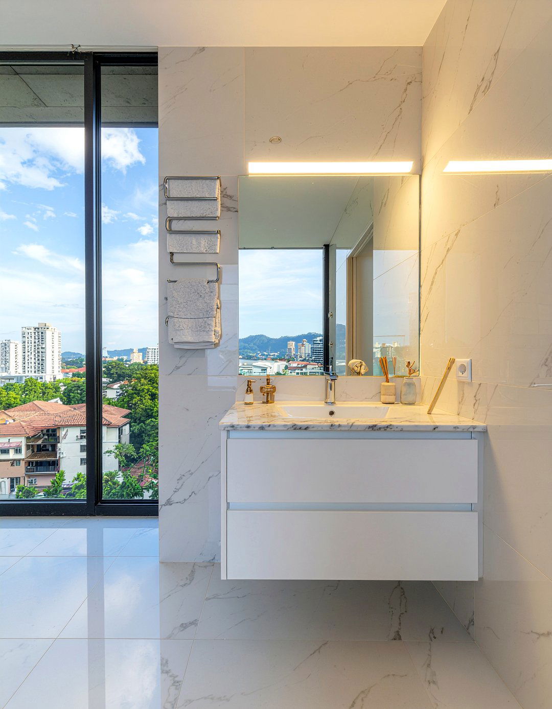 Small Marble Bathroom - 30 marble tile bathroom ideas