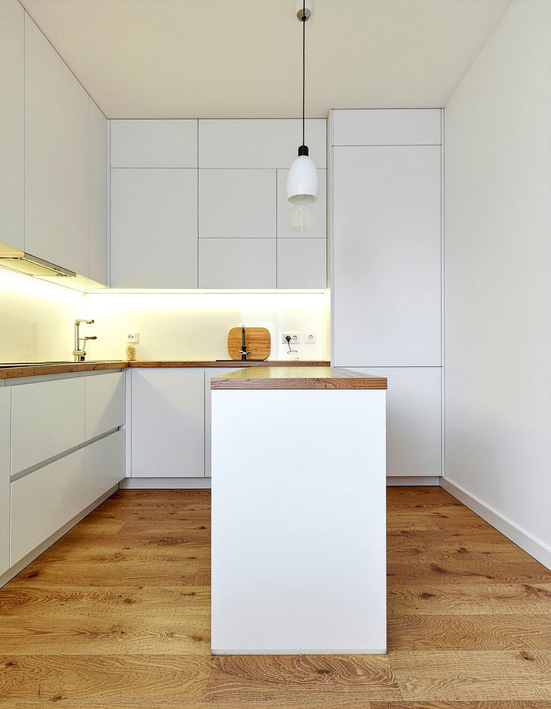 Small Space Buffet - 30 kitchen buffet ideas