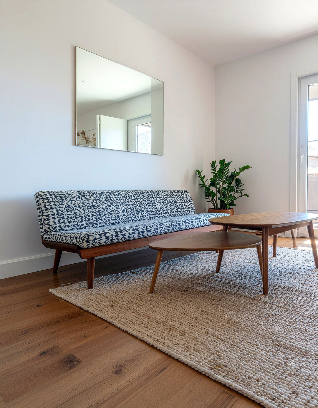 Small Space Mid Century Sofa - 30 living room mid-century sofa ideas