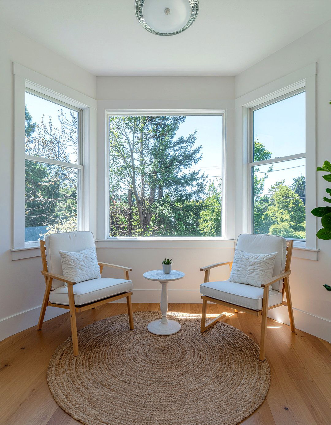 Small Sunroom - 30 sunroom living room ideas