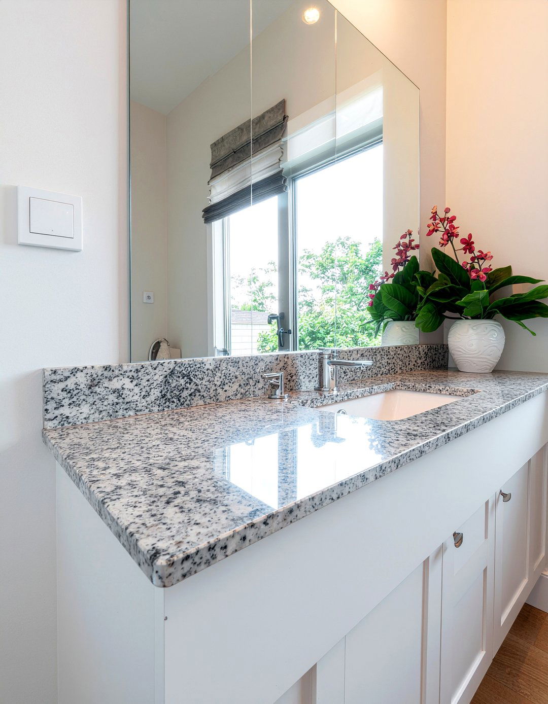 Small bathroom marble countertop - 30 marble countertop bathroom ideas