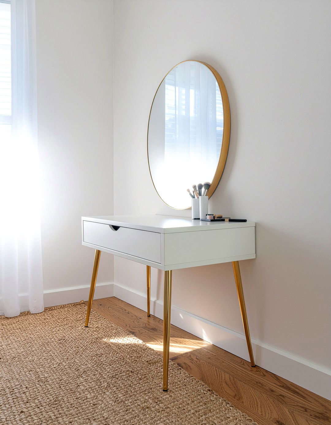 Small bedroom makeup vanity - 30 bedroom makeup vanities