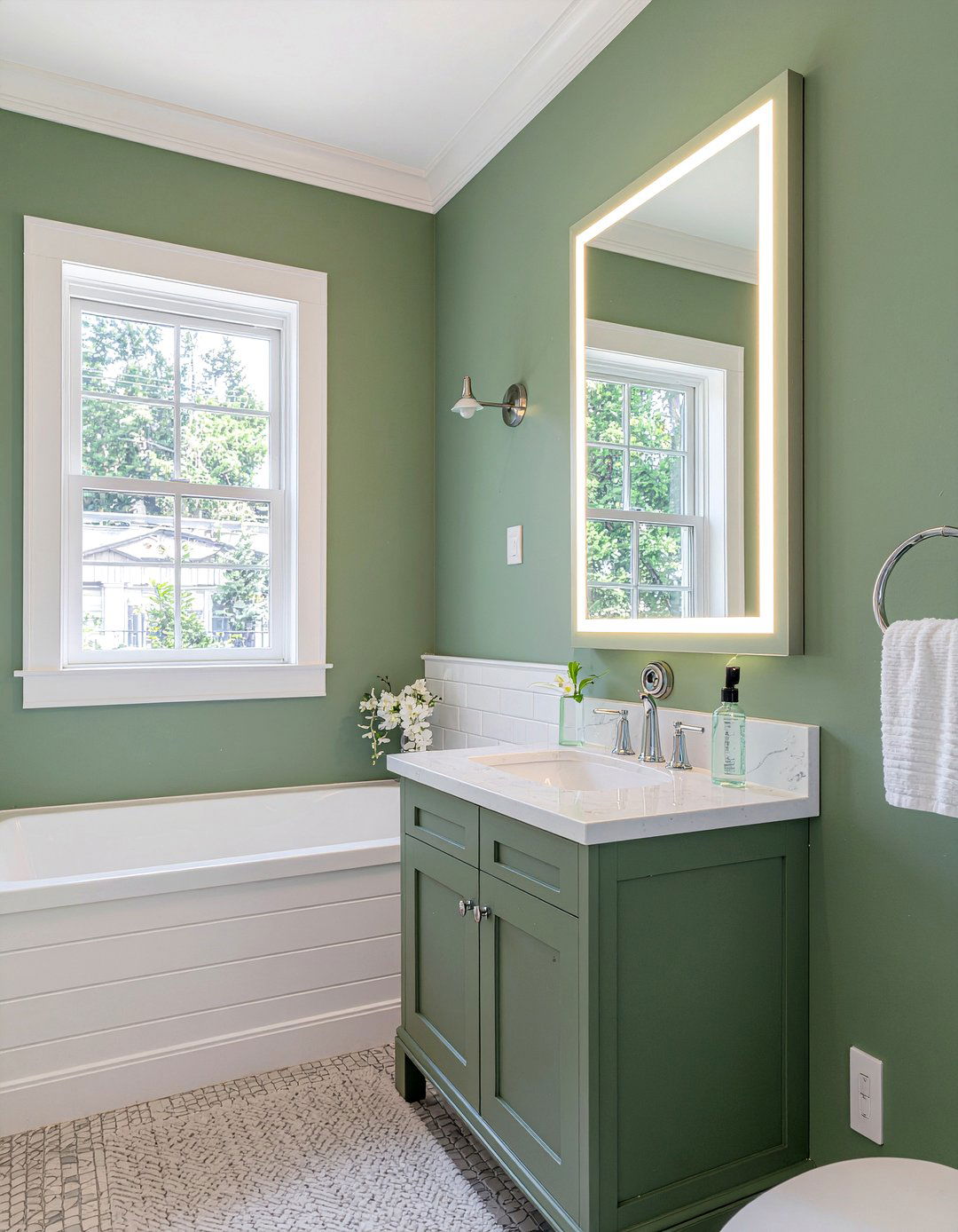 Small green bathroom - 30 forest green bathroom ideas