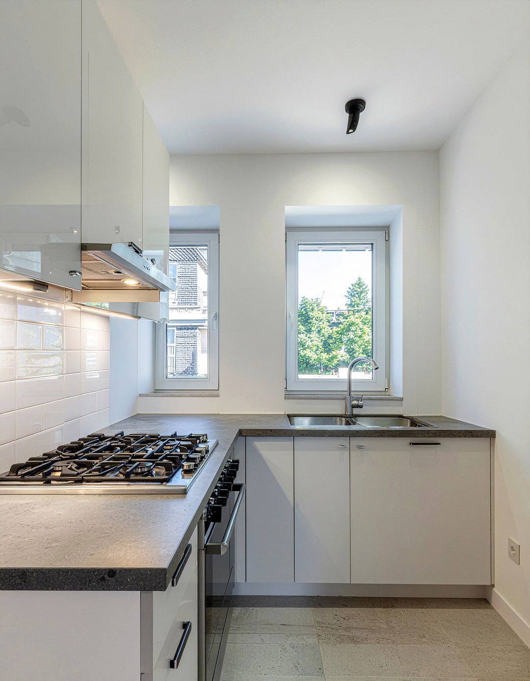 Small kitchen gray countertops - 30 gray countertop kitchen ideas