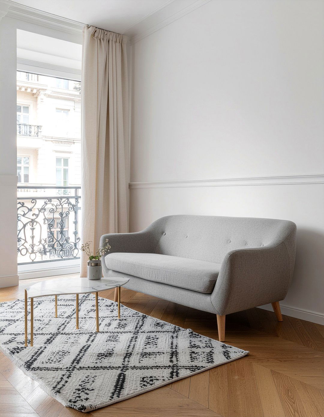 Small living room loveseat - 30 living room loveseat ideas