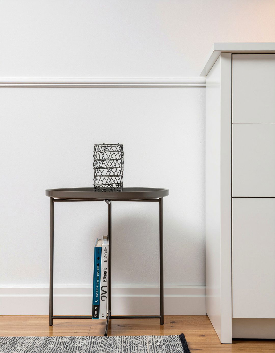 30 Stylish Bedroom Magazine Racks for Better Home Storage