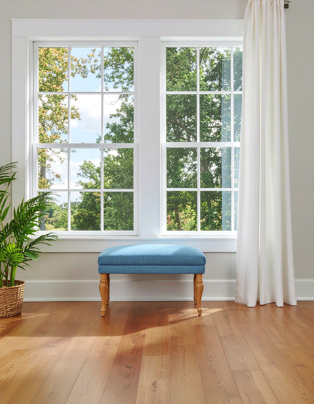 Small settee for window - 30 living room settee ideas