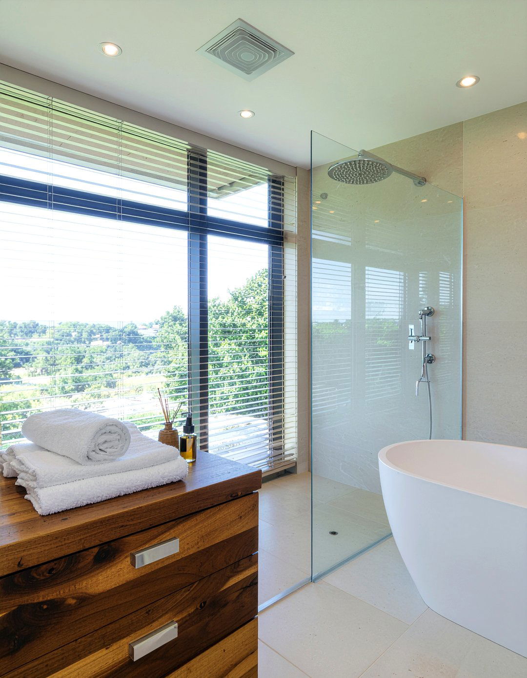 Spa bathroom - 30 bathroom personality ideas