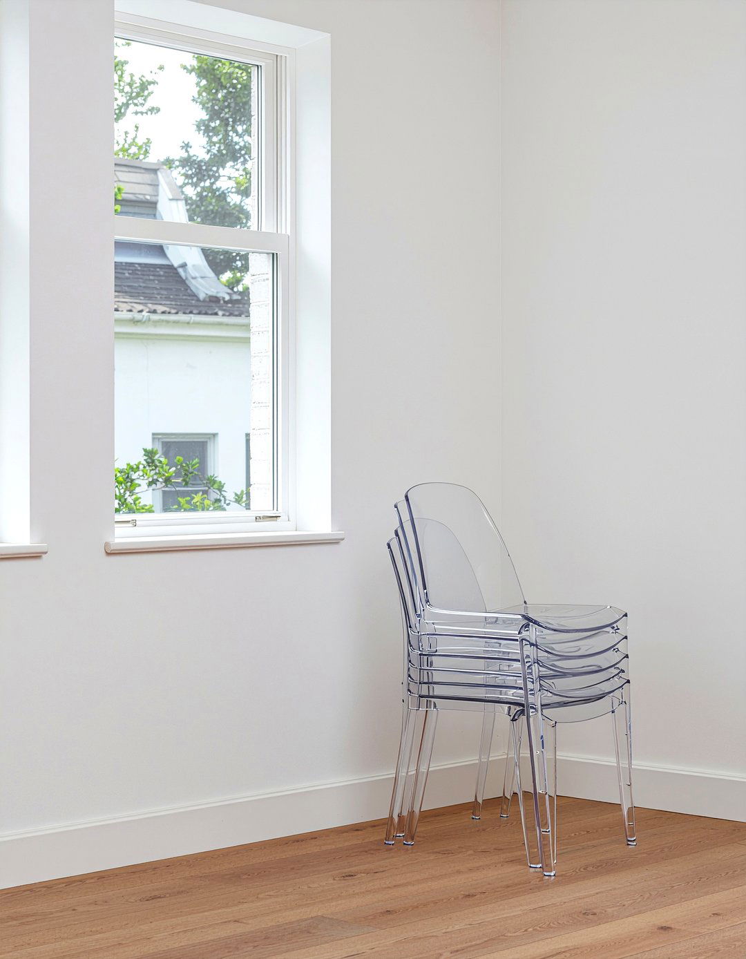 Stackable Clear Chair - 30 acrylic dining chair ideas