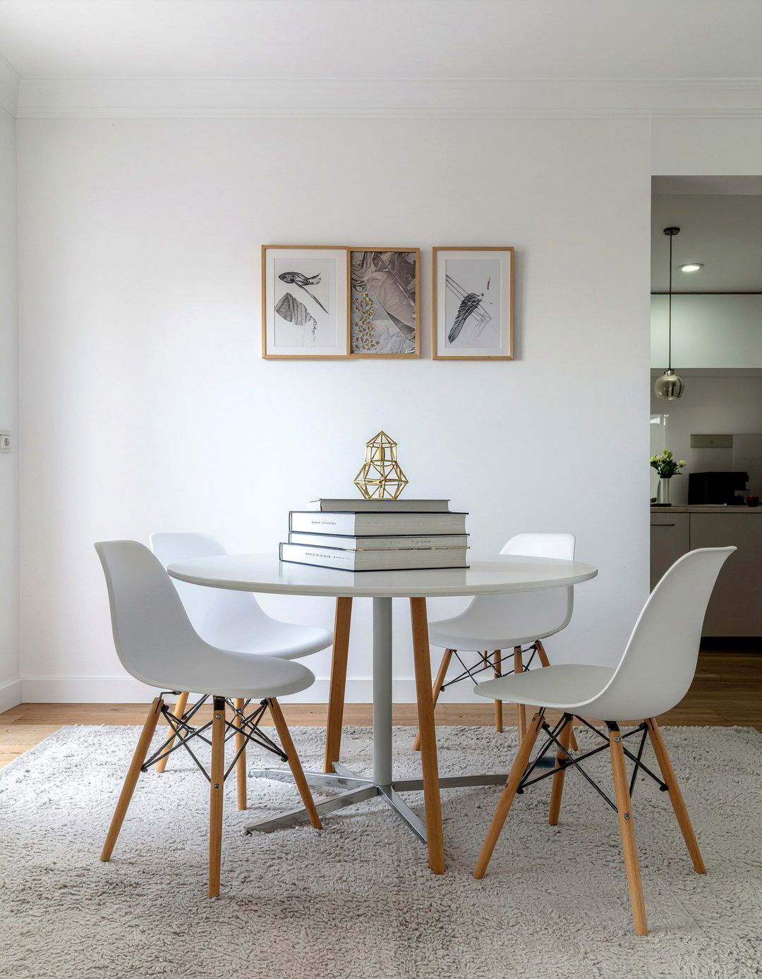 Stacked Coffee Table Books - 30 everyday centerpiece dining ideas