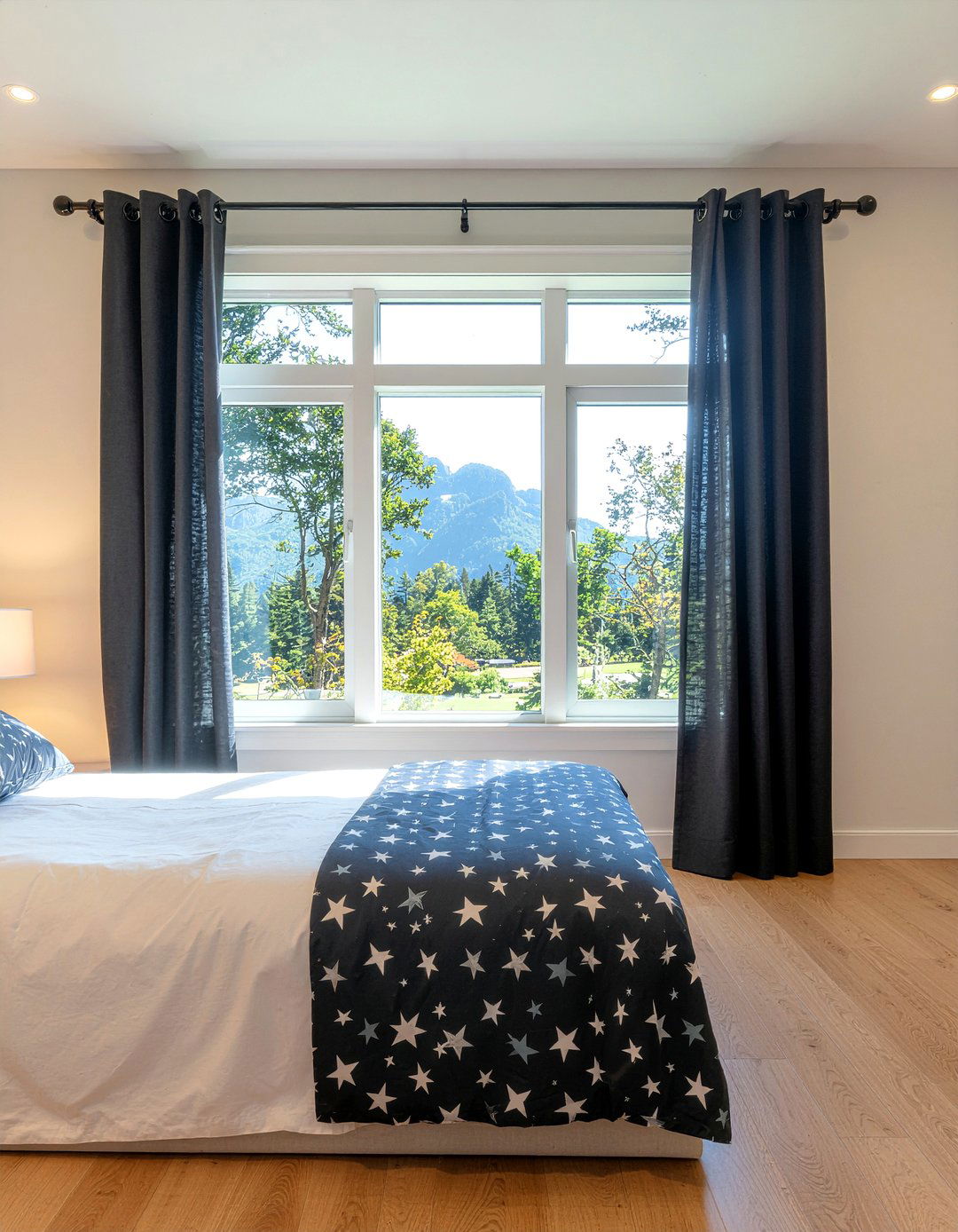 Star Wars Window Curtains - 30 Star Wars bedroom ideas