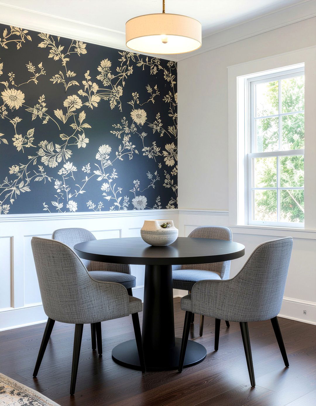 Statement Wallpaper - 30 Dallas dining room ideas